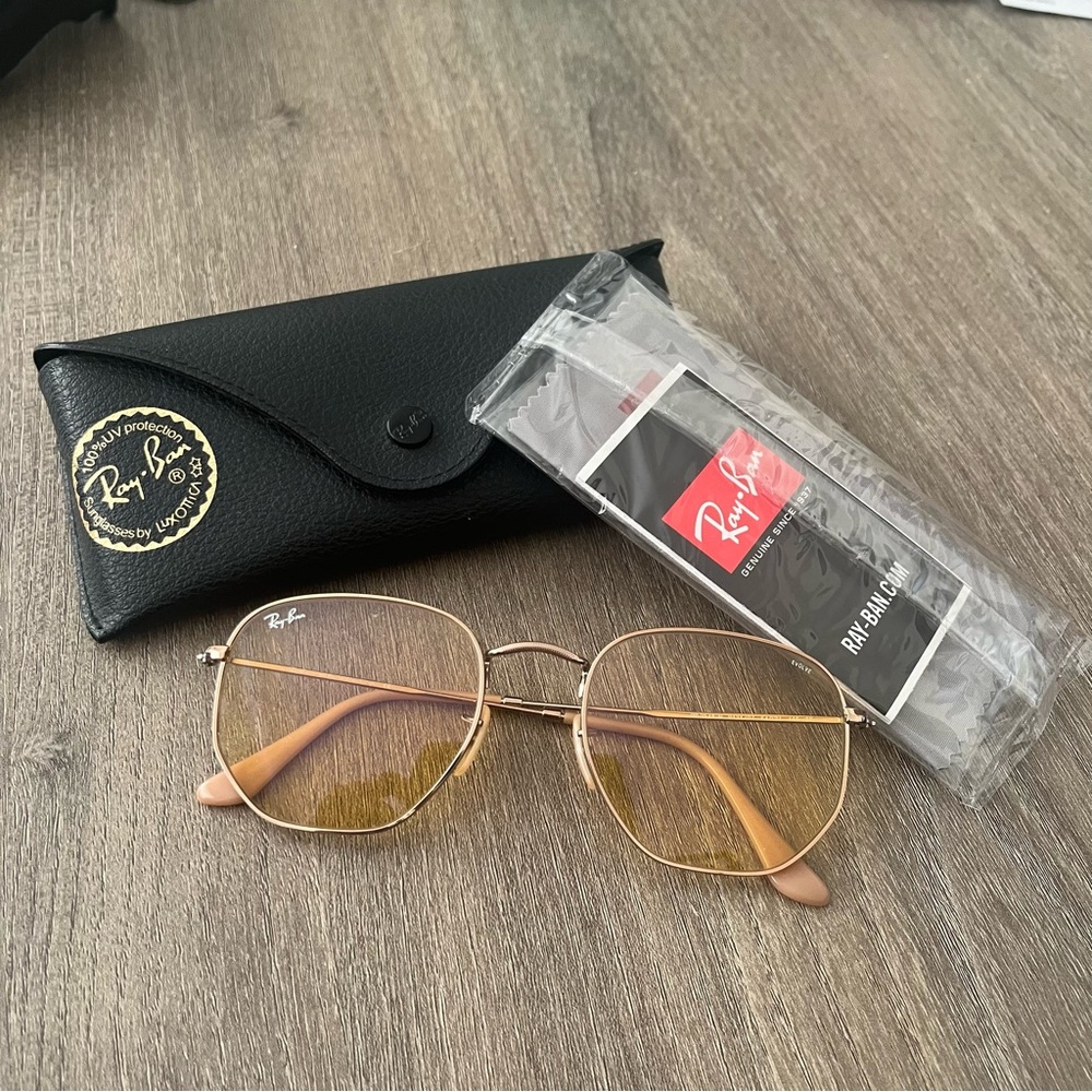 Authentic Ray-Ban Hexagon Gold Frame Glasses Unisex new with Case and dust cloth